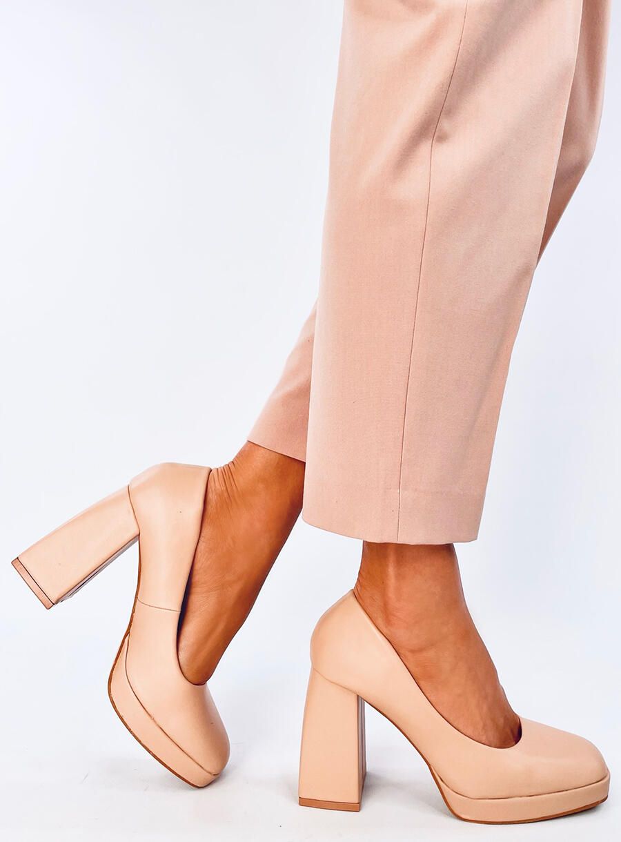 Tělové lodičky na širokém podpatku