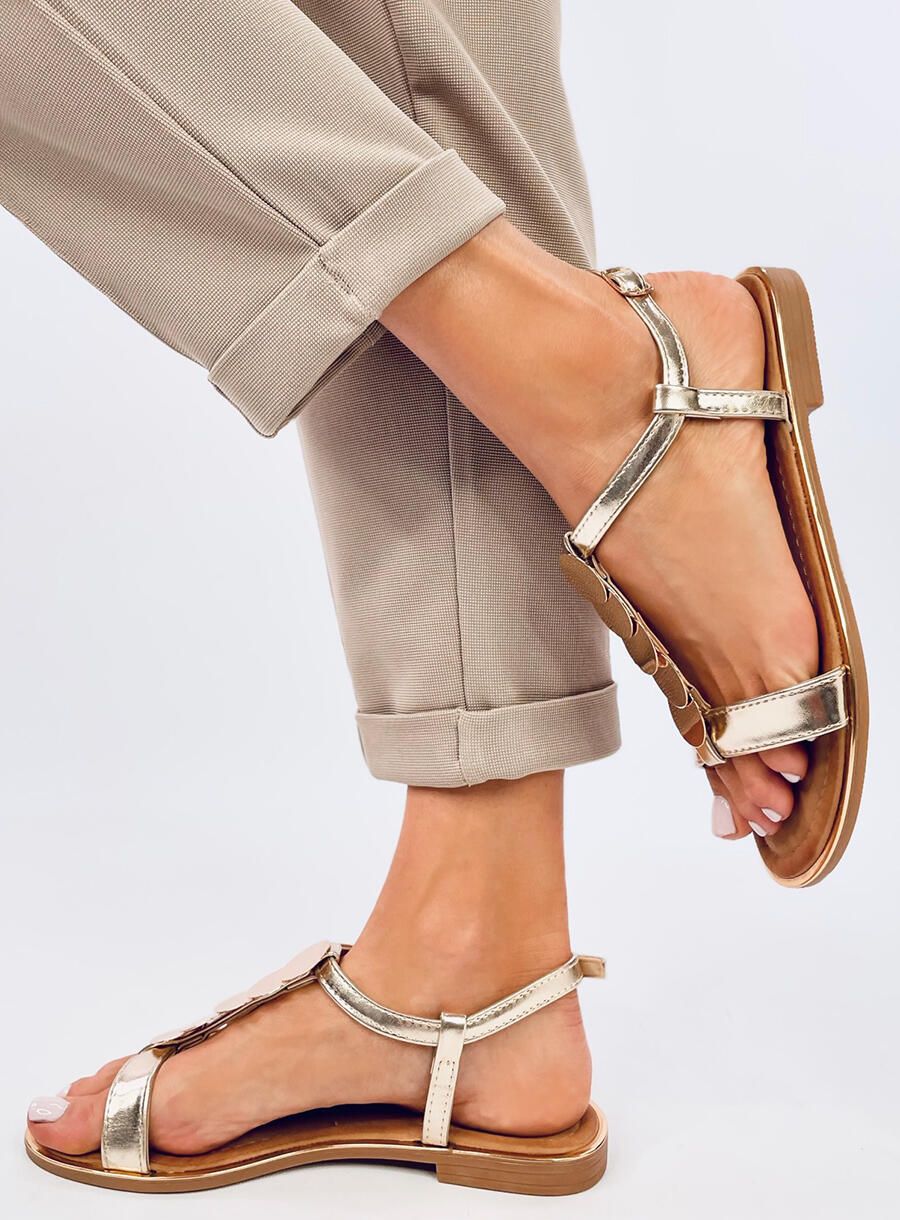 Sandály se zlatou aplikací metalické