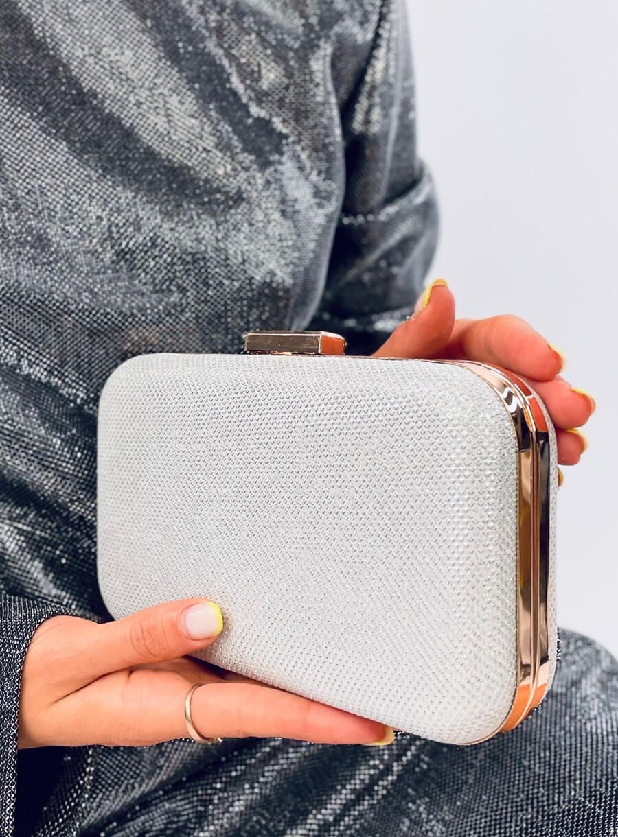 Lesklá dámská kabelka bílá