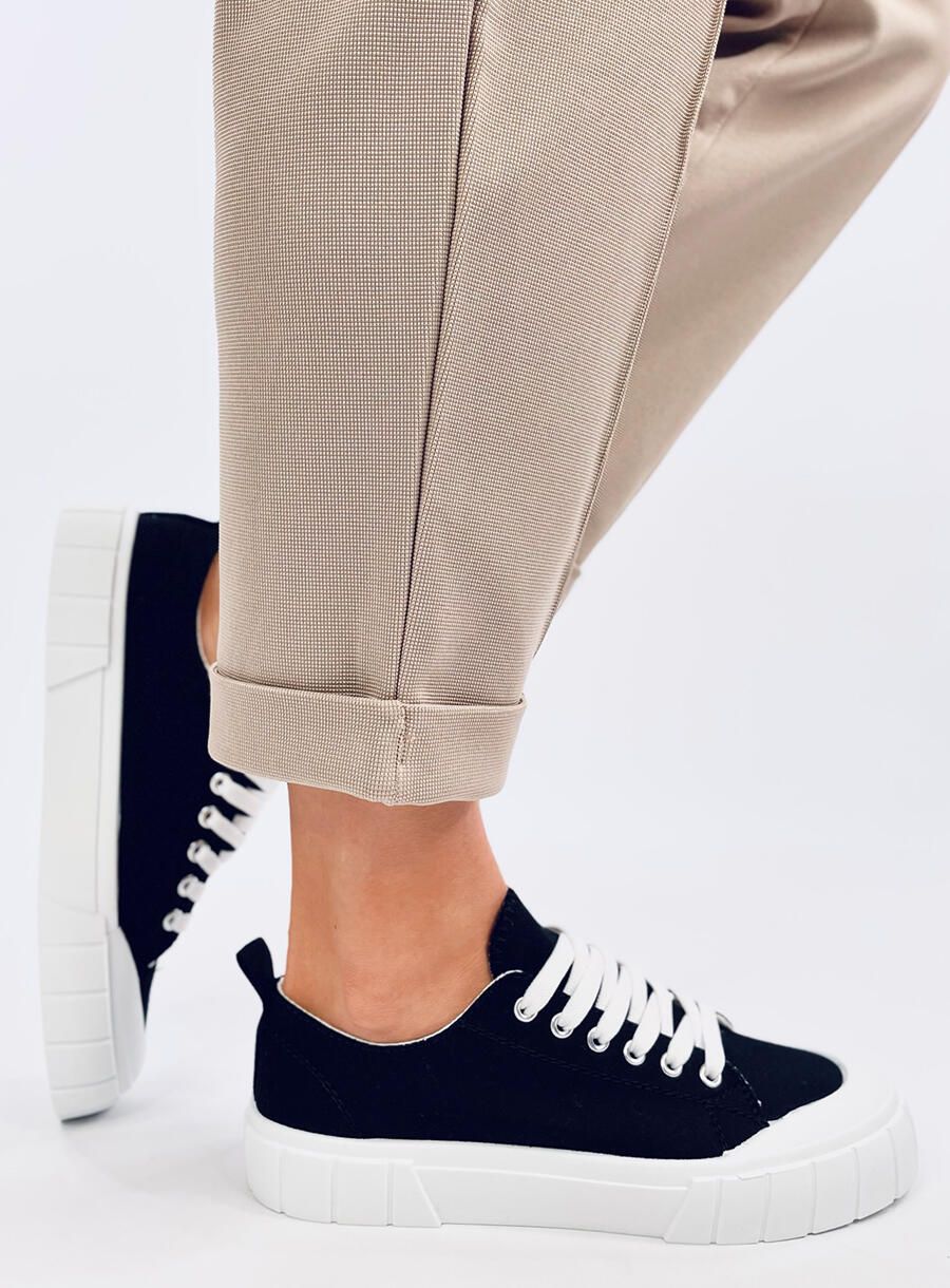 Černé plátěné dámské tenisky