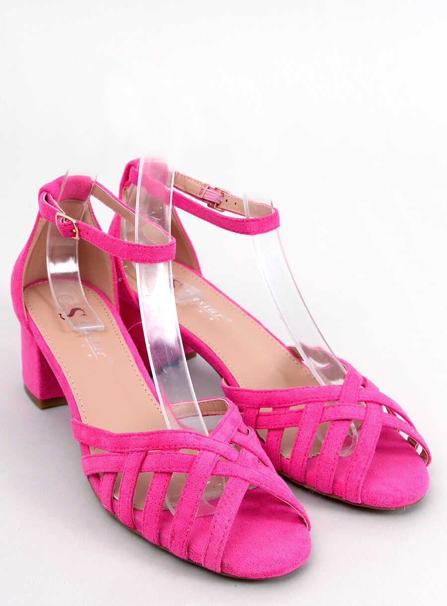 Fuchsiově růžové sandály na nízkém podpatku