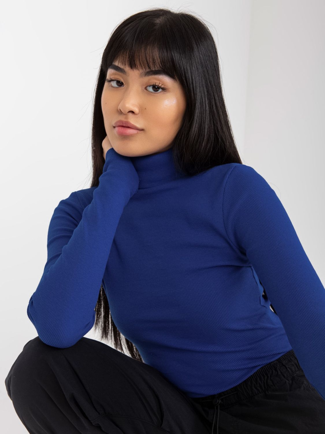 Kobaltově modrý pruhovaný dámský rolák