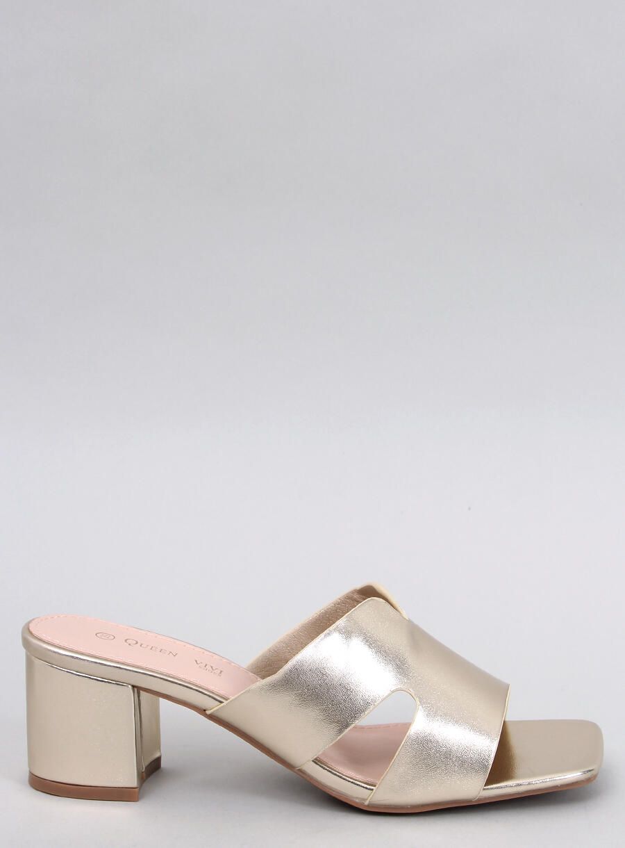 Elegantní pantofle na podpatku ve zlaté barvě