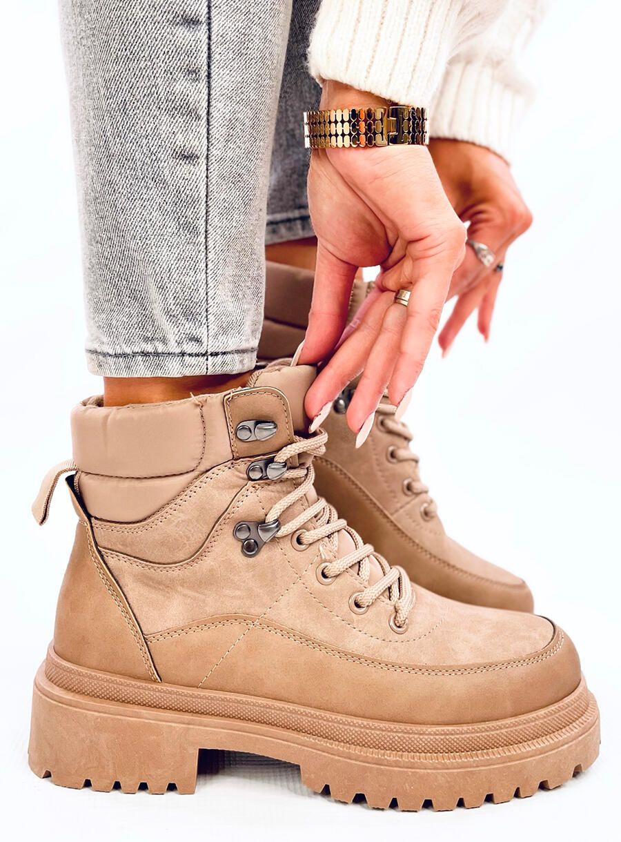 Hnědé šněrovací boty na vysoké podrážce