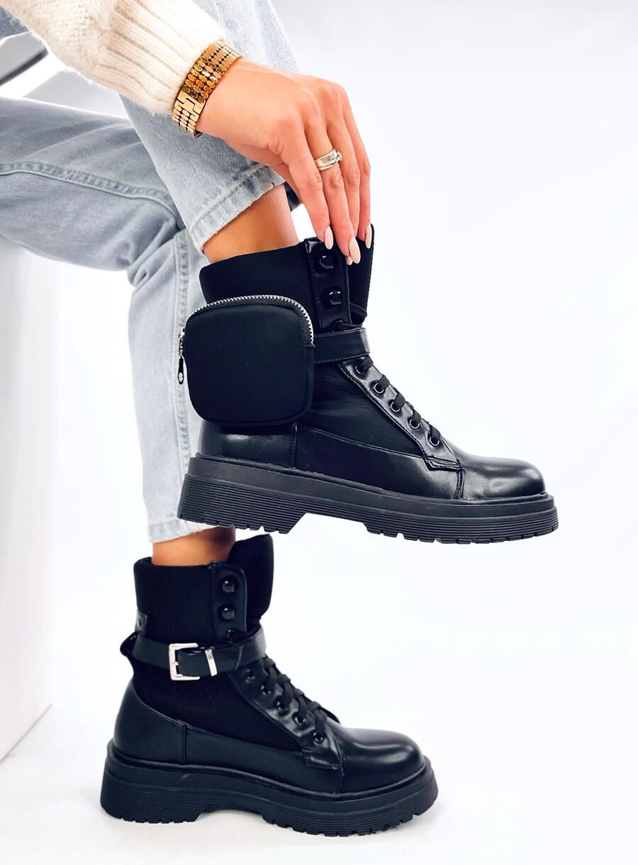 Černé šněrovací boty TONYA