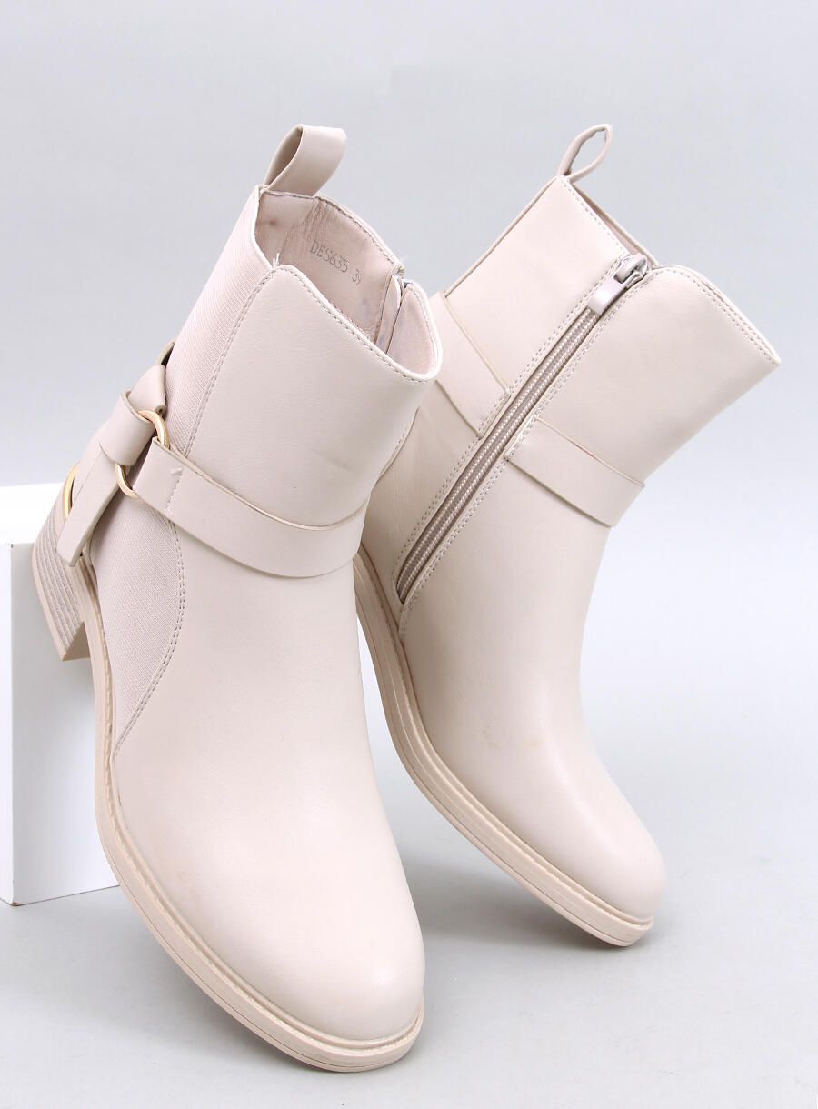 Béžové kotníkové kozačky se zlatými detaily