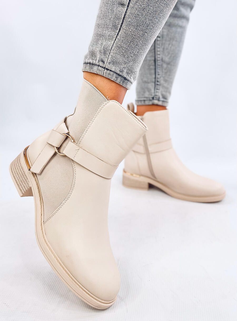 Béžové kotníkové kozačky se zlatými detaily