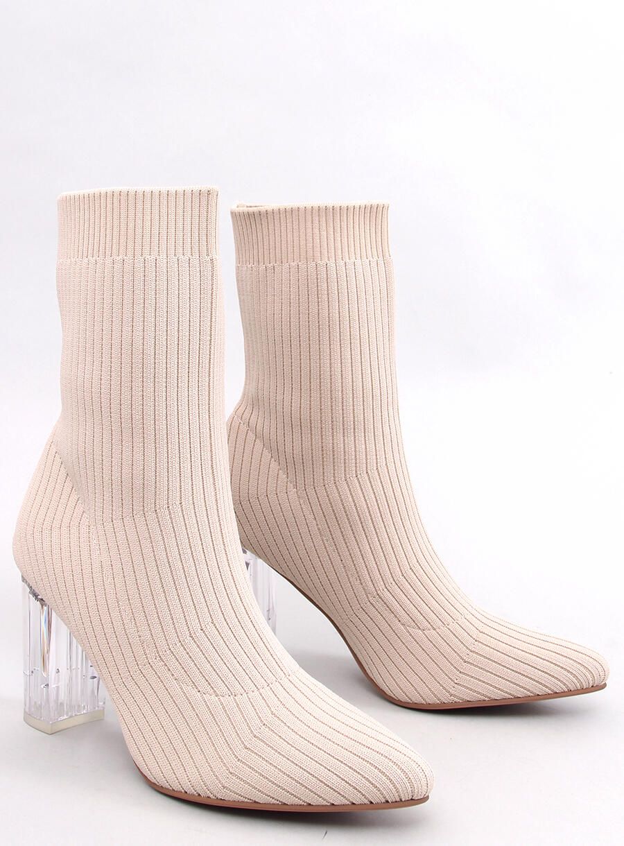 Béžové kozačky s průhledným podpatkem