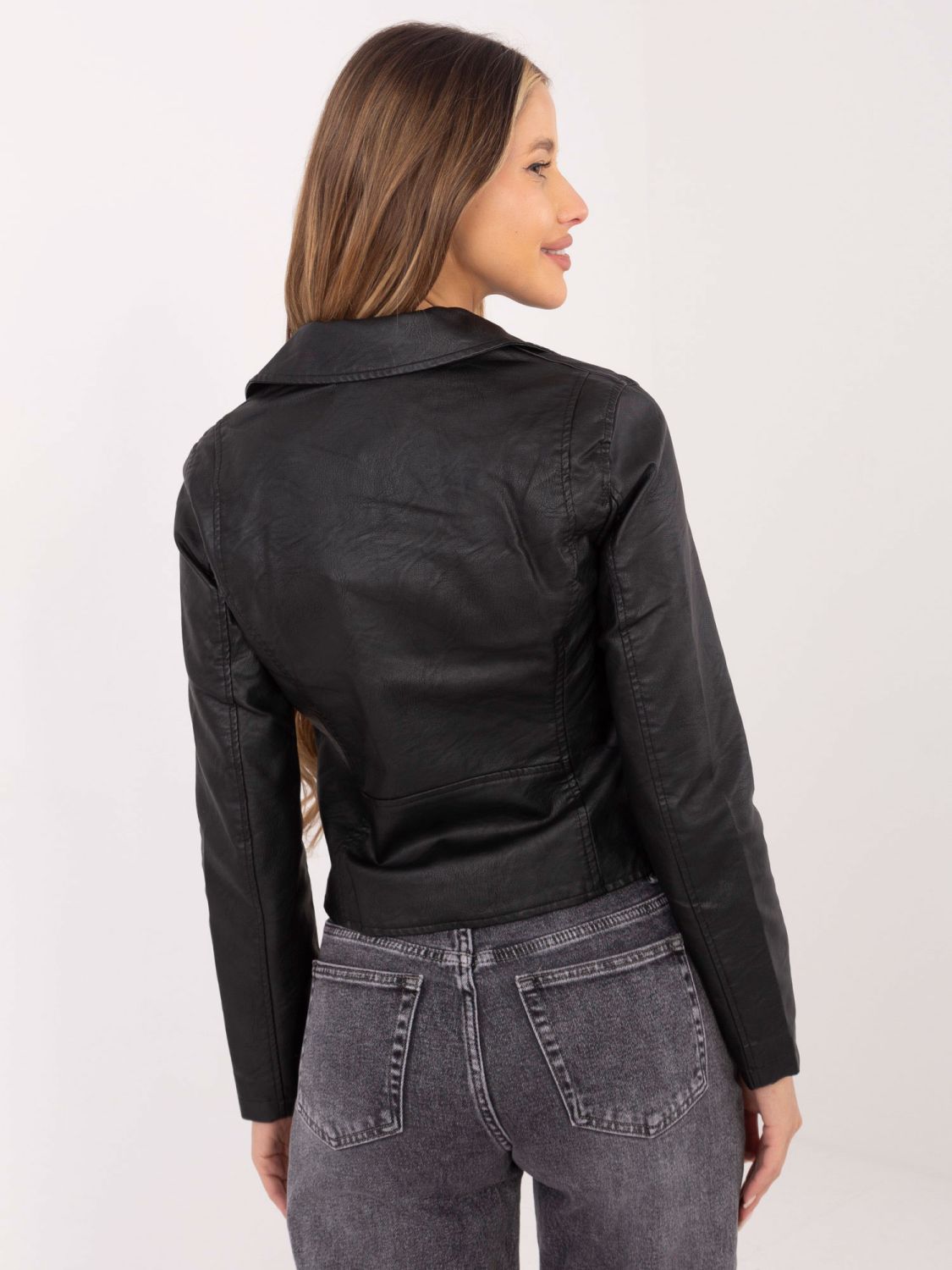 Černá dámská koženková bunda