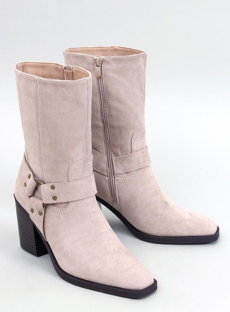 Béžové semišové kovbojské kozačky na podpatku