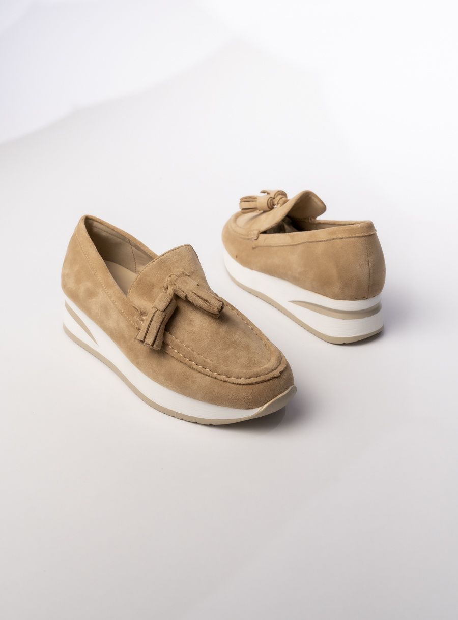 Dámské semišové mokasíny s třásněmi béžové