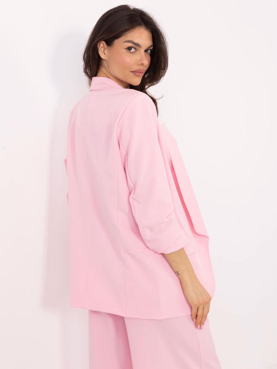 Elegantní růžové sako