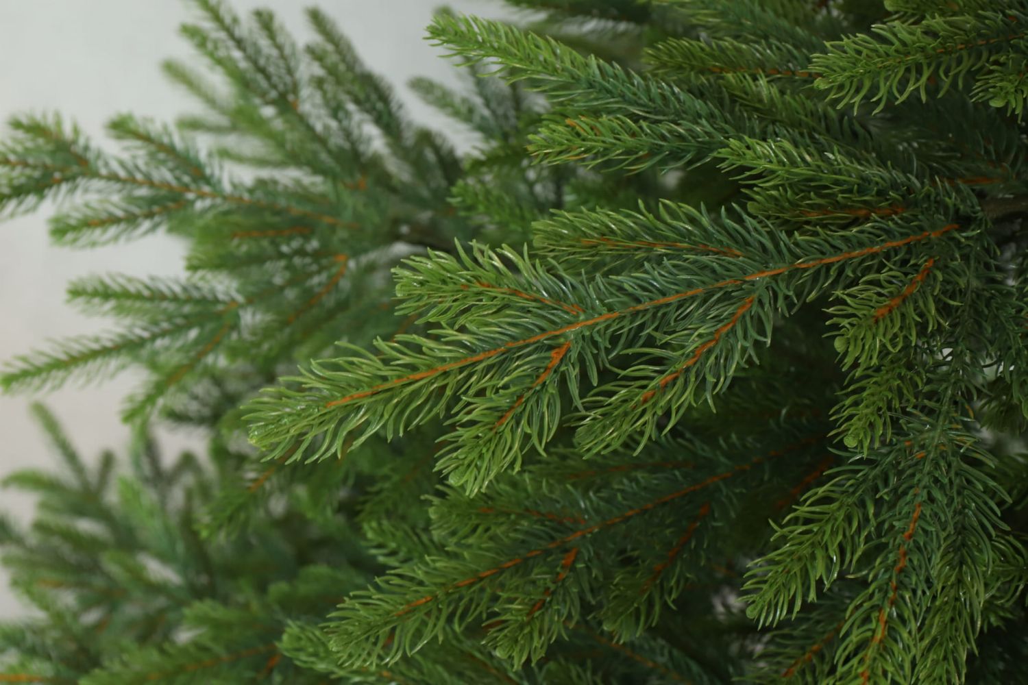 Umělý stromek Smrk Natura EXCLUSIVE 220 cm