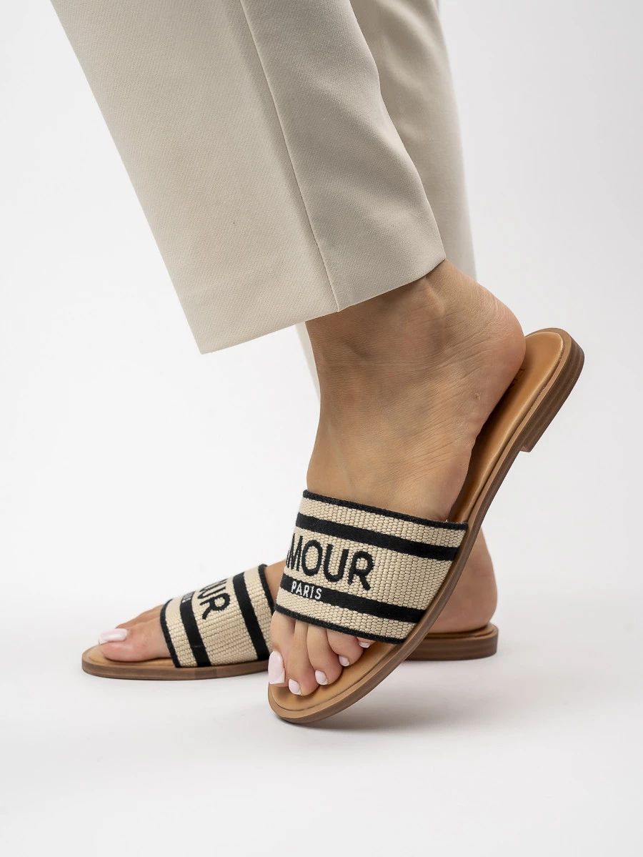 Dámské pantofle AMOUR černé