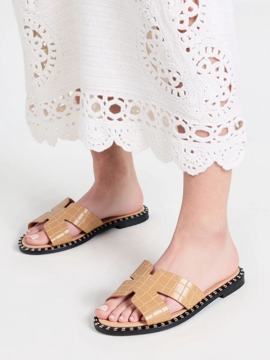 Nízké pantofle LYRA v camel barvě