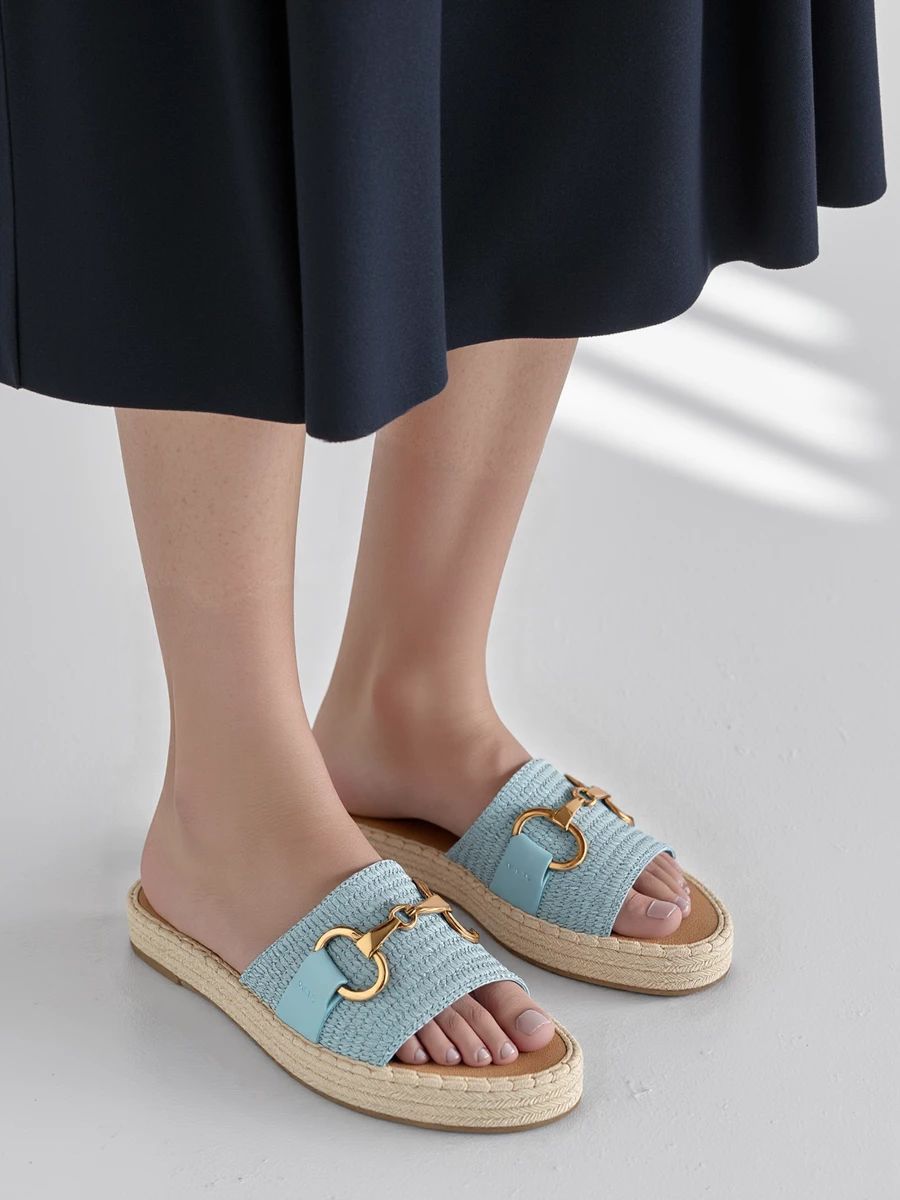 Tyrkysové pantofle na slaměné podrážce