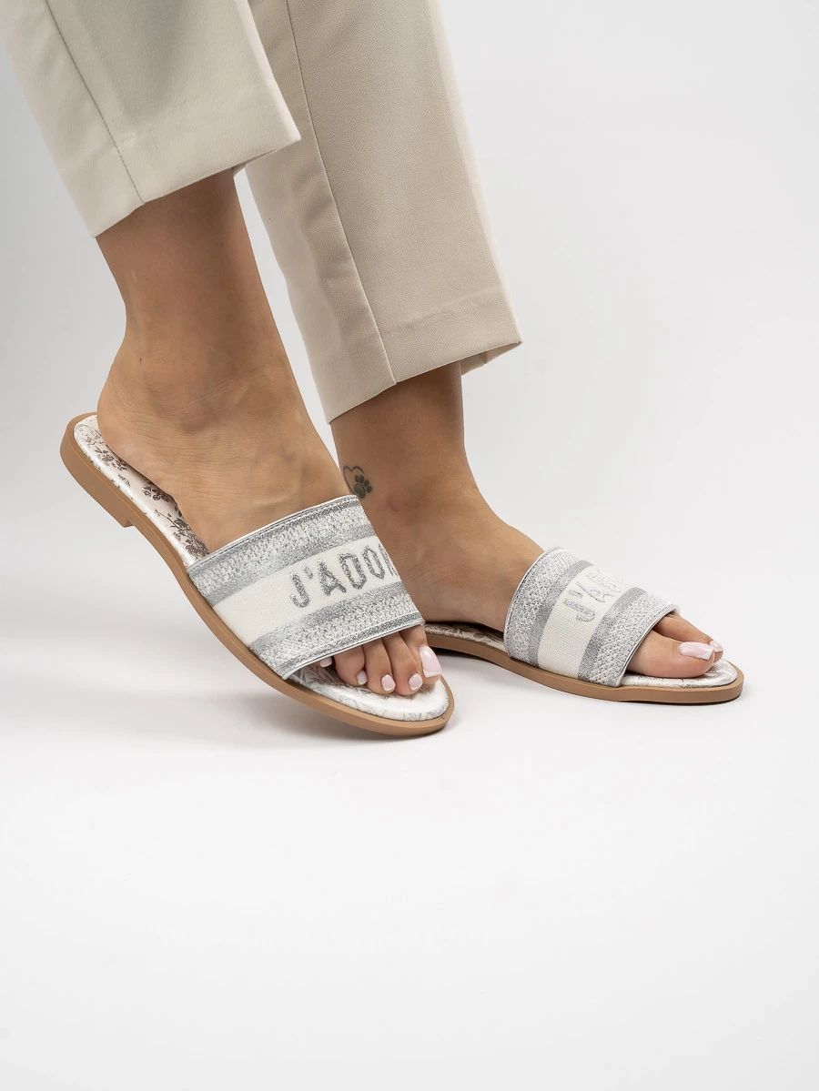 Dámské pantofle NICE stříbrné