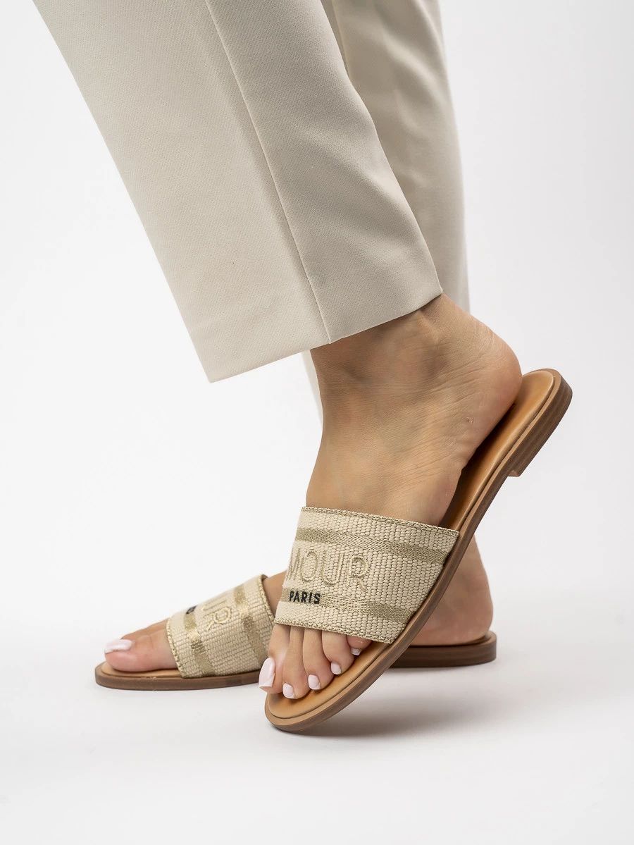 Dámské pantofle AMOUR zlaté