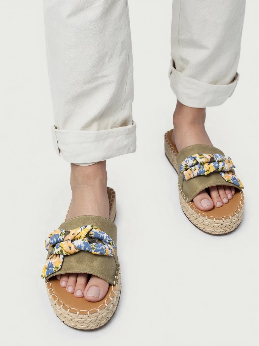 Pantofle SAFARI zlaté