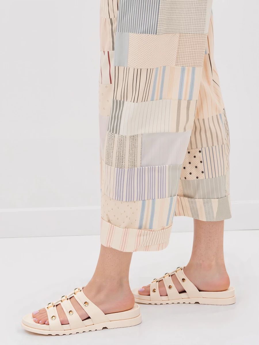 Béžové pantofle s druky ROCK