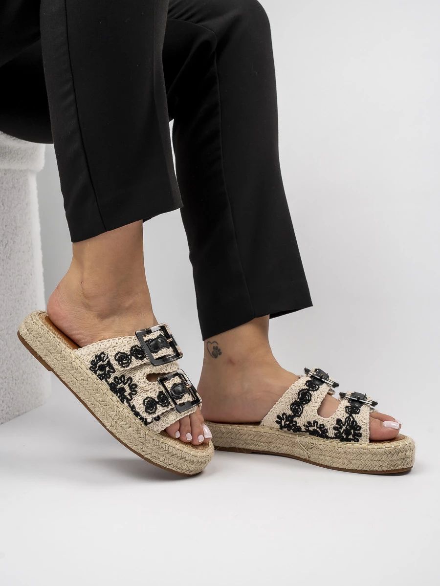 Černé etno pantofle SAVANNAH