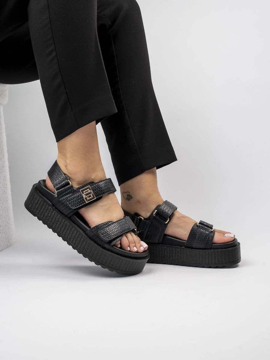 Černé elegantní sandály GENEVE