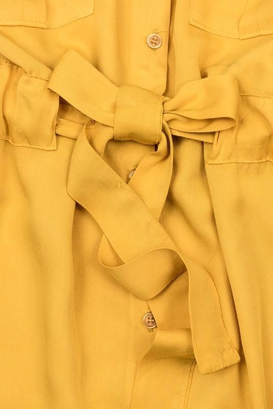 Žluté košilové šaty