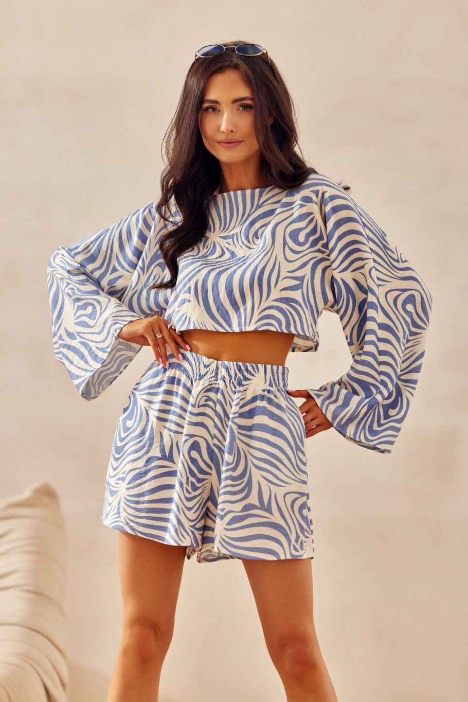 Crop halenka s lnem Bianca – modrá