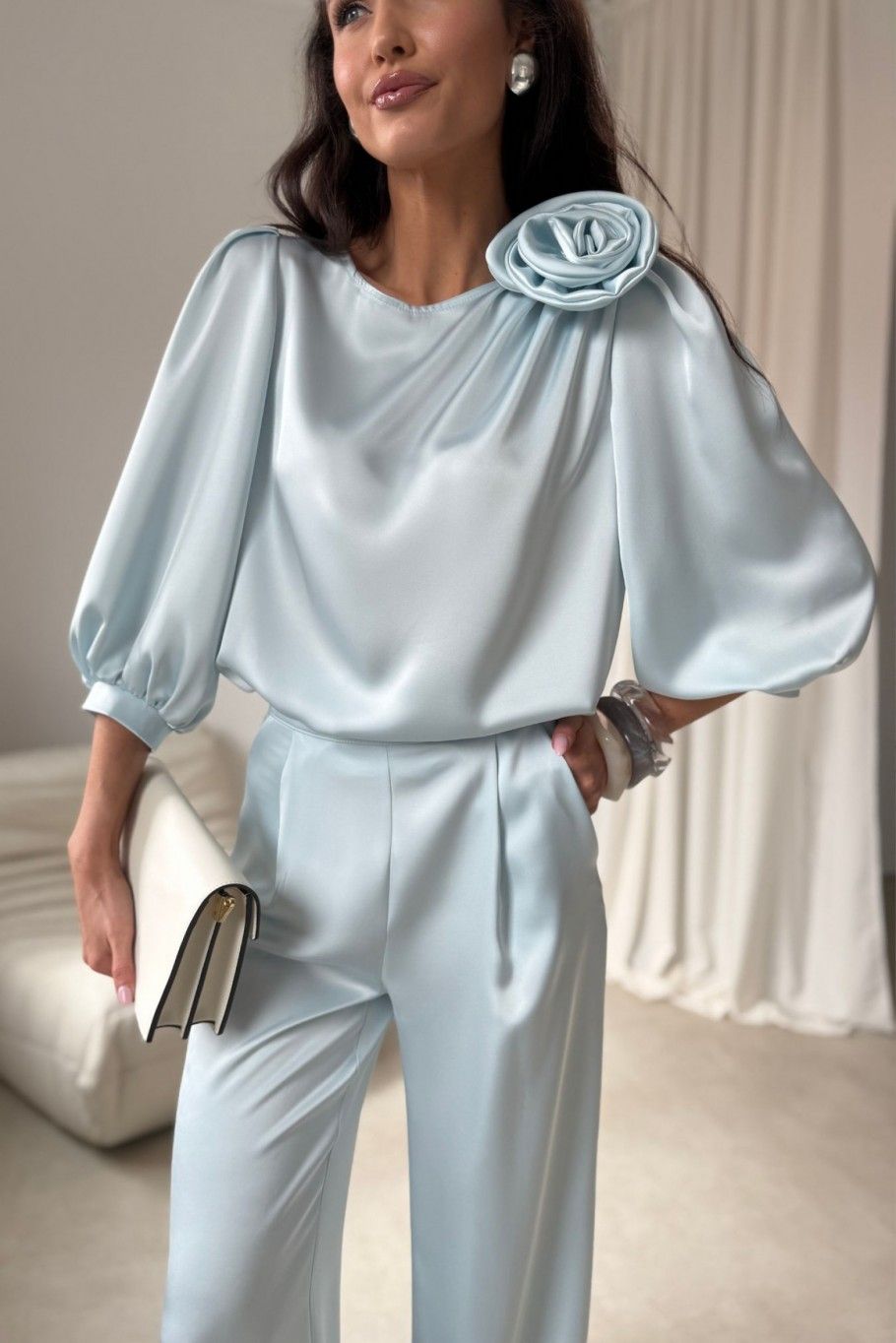 Kalhoty v odstínu baby blue