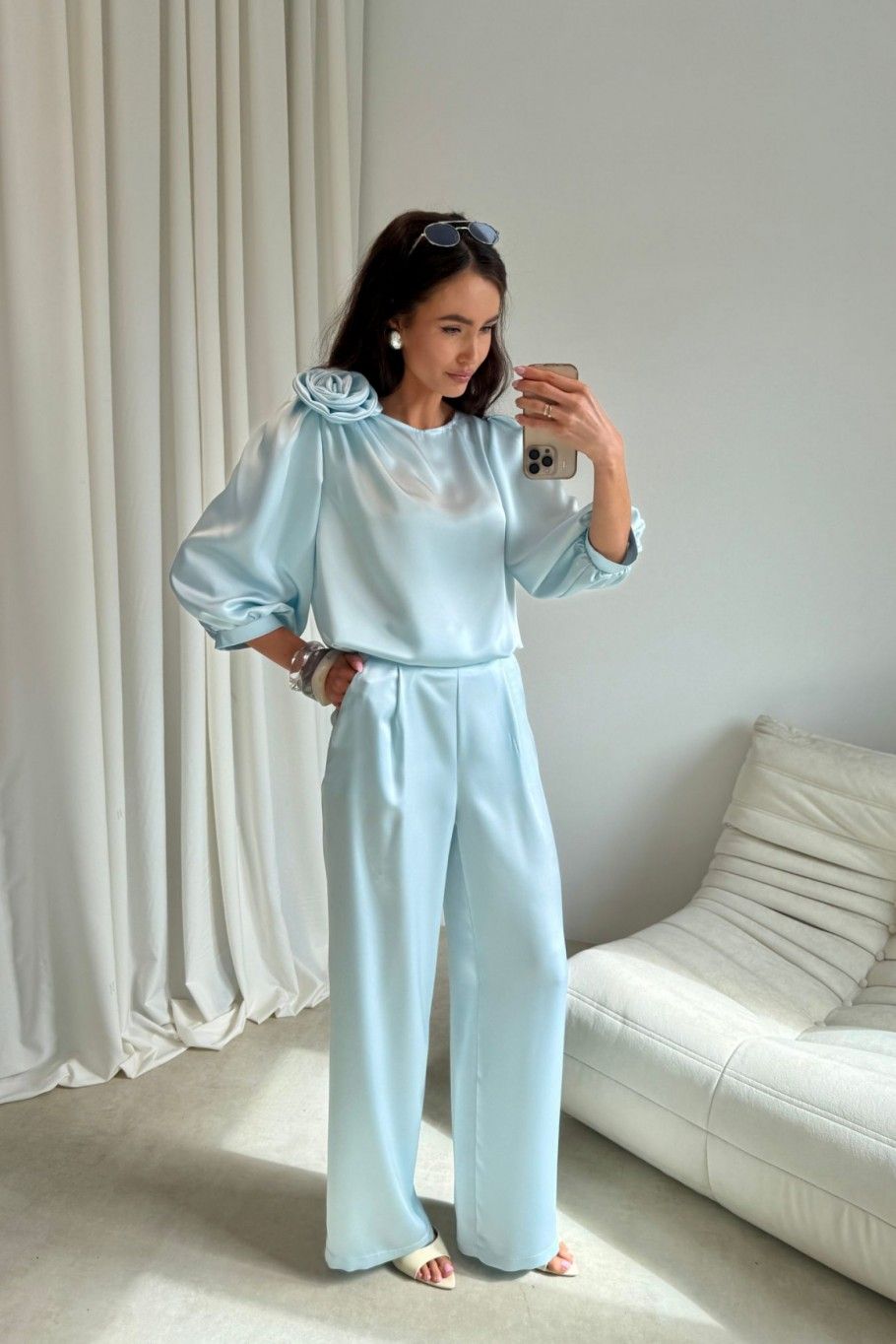 Kalhoty v odstínu baby blue