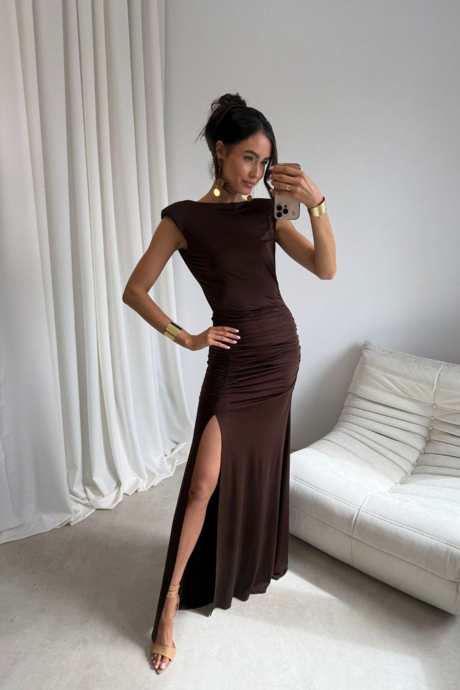 Maxi šaty v hnědé barvě Aurelia