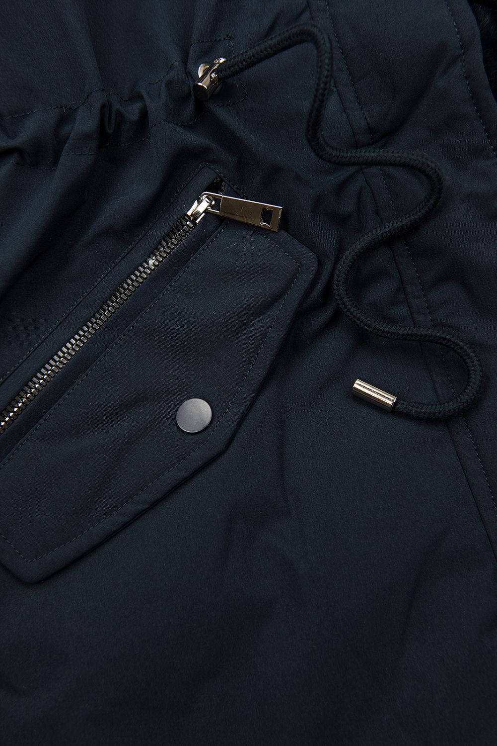 Tmavě modrá zimní parka s umělou kožešinou