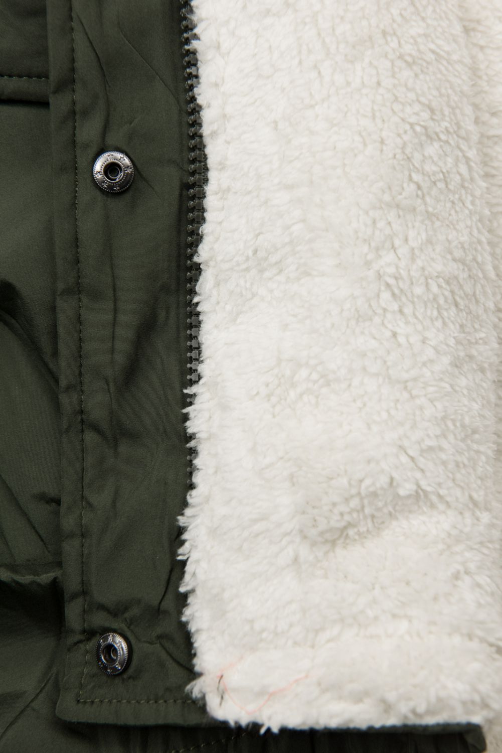 Zimní parka v khaki barvě s kožešinou