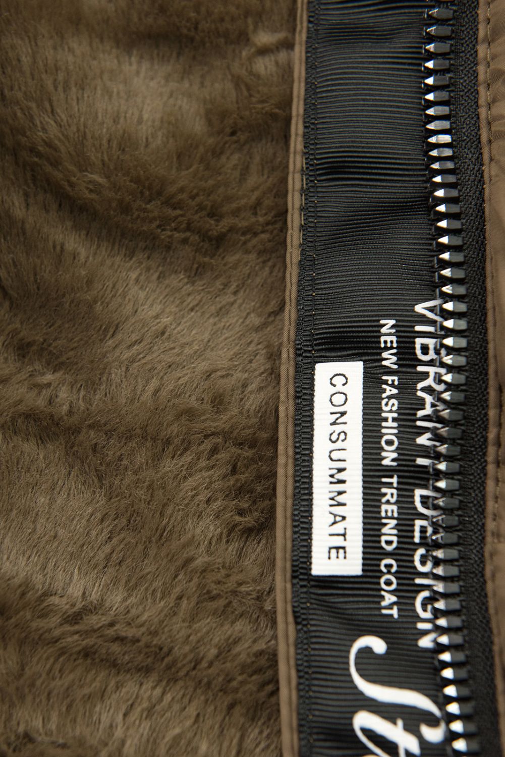 Dívčí hnědá zimní bunda DESIGN