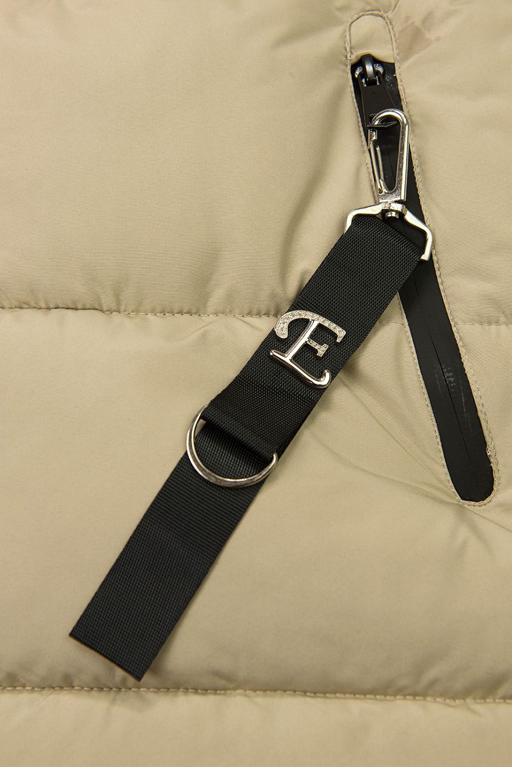 Dámská zimní bunda s kapucí, béžová