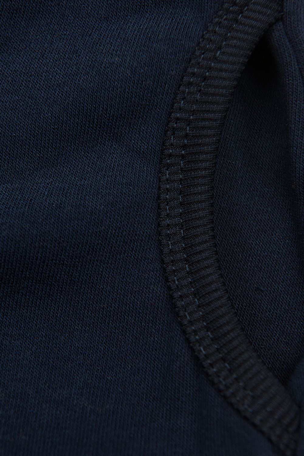 Tmavě modrá prodloužená mikina ve slim střihu