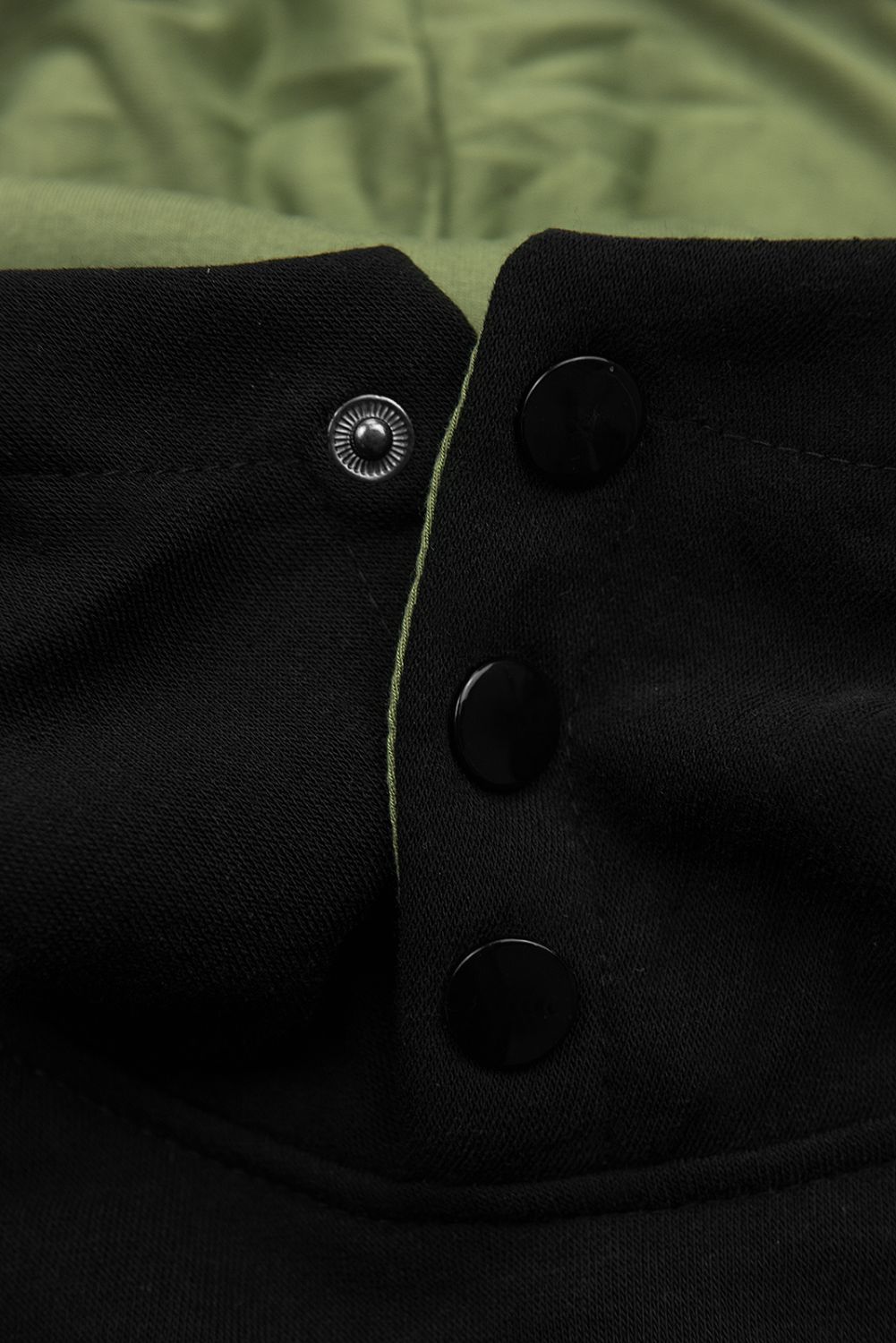 Prodloužená mikina černá/khaki