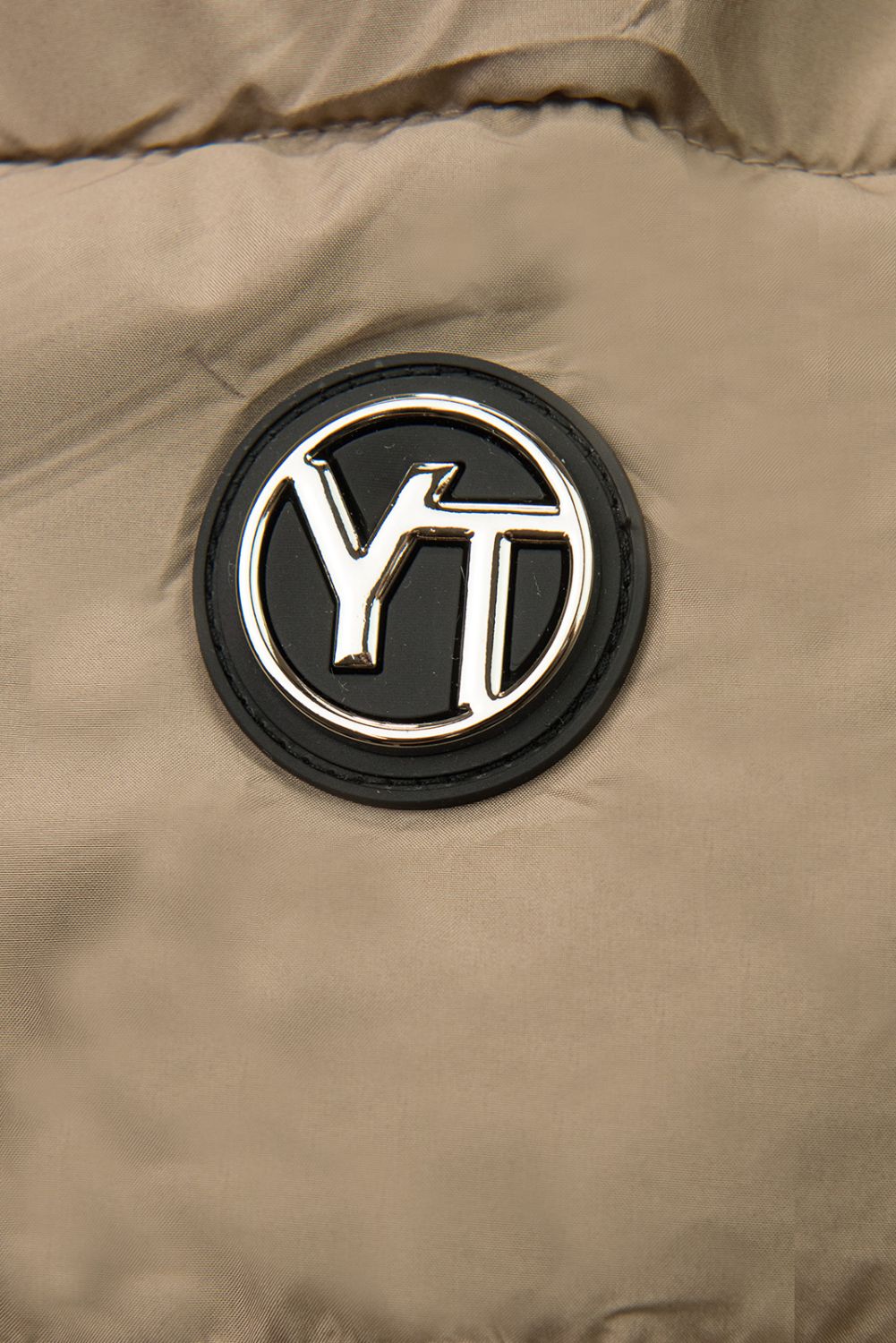 Béžová dámská zimní bunda s kapucí