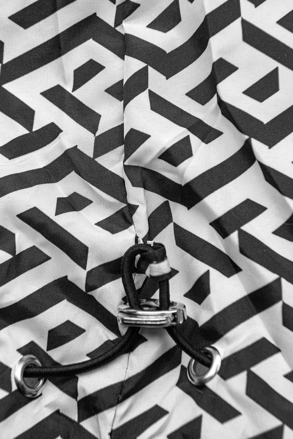 Vínově červená lehká oboustranná bunda