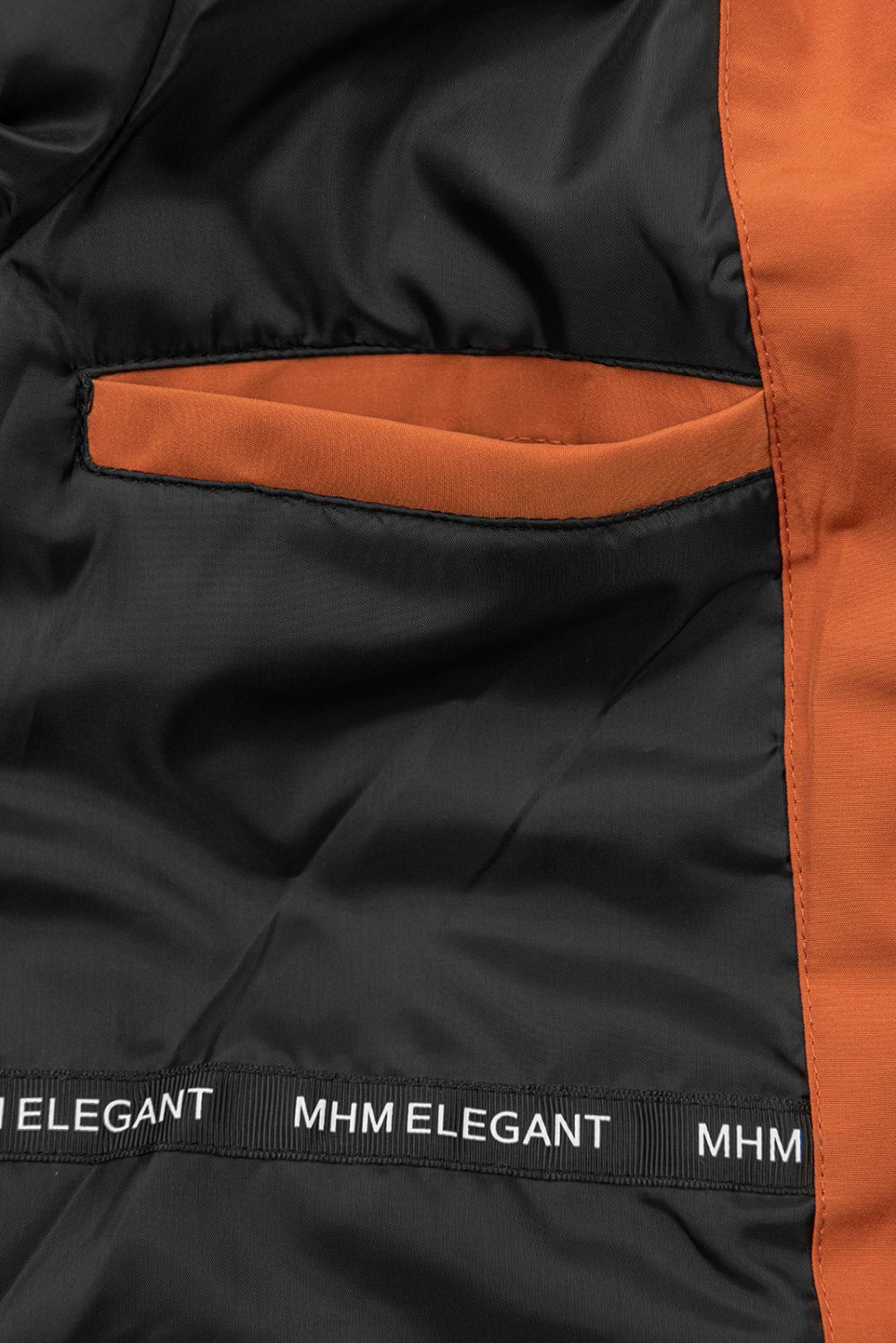 Terakota přechodná parka s černou podšívkou