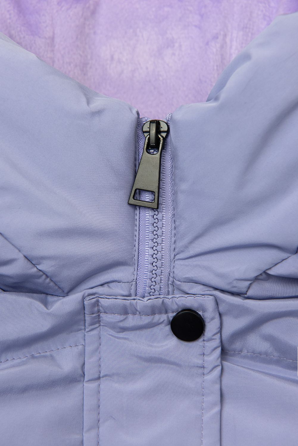 Světle fialová dlouhá prošívaná vesta