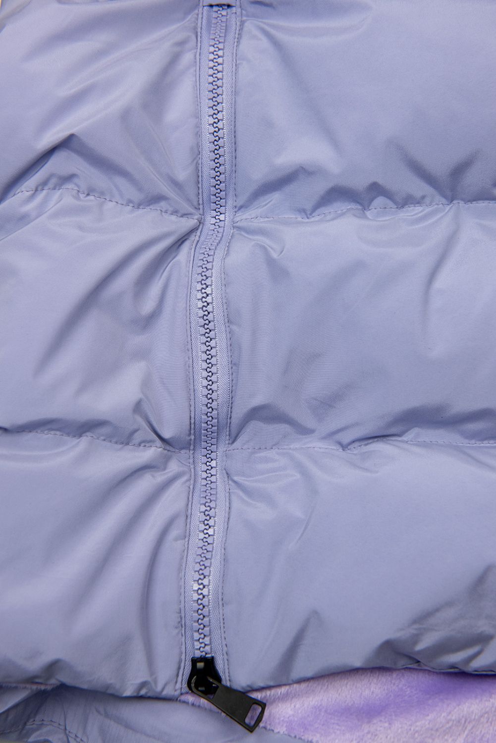 Světle fialová dlouhá prošívaná vesta