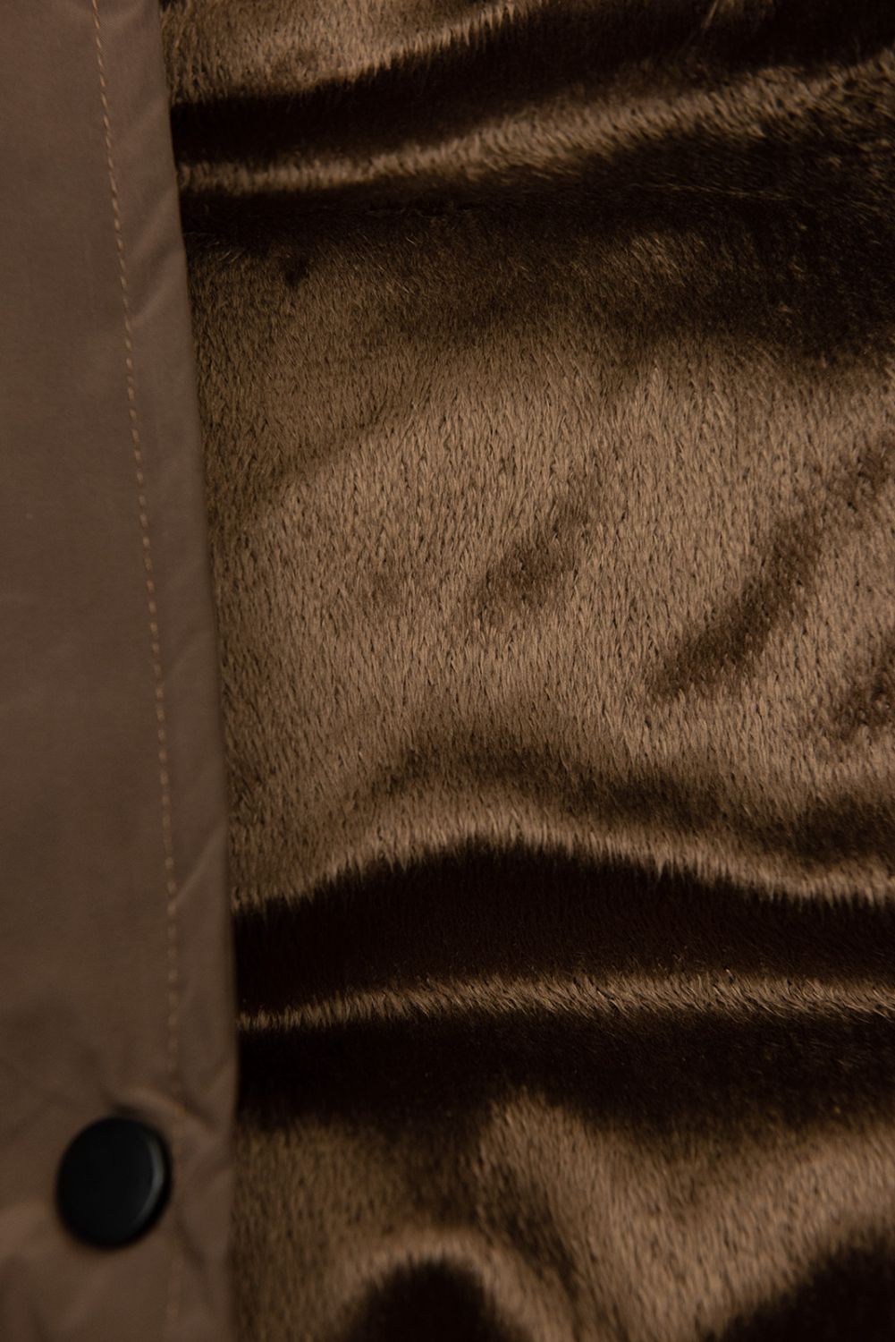 Hnědá dlouhá prošívaná vesta