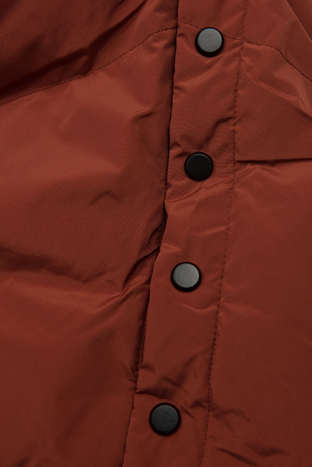 Hnědočervená dlouhá bunda na zimu