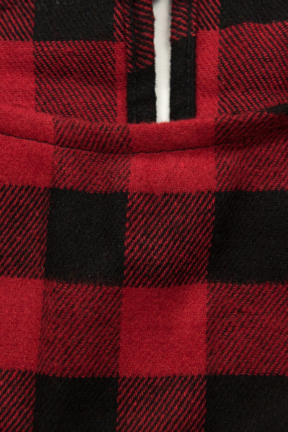 Červené kárované šaty v A-střihu