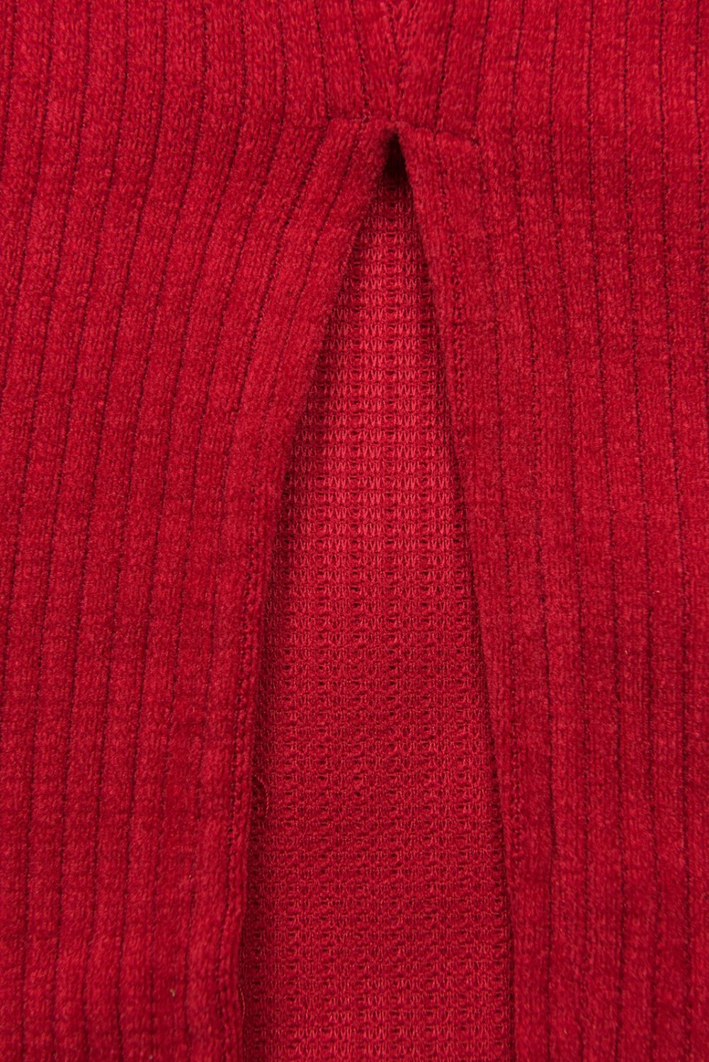 Červené šaty s krajkou