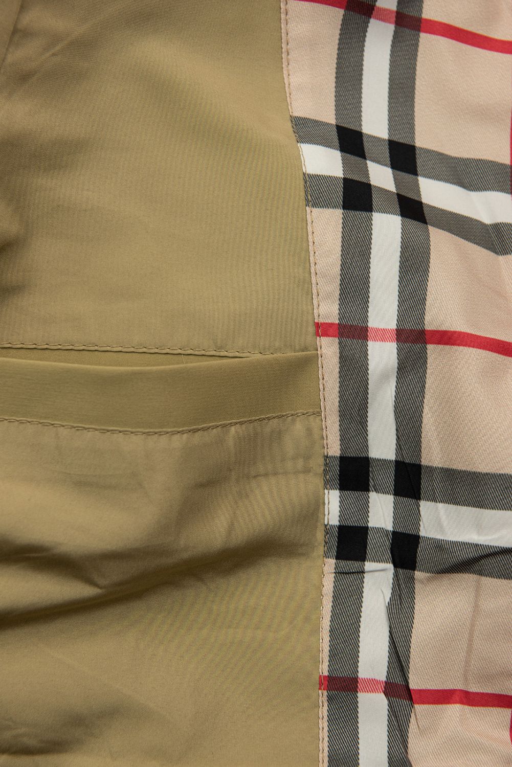 Pískově hnědý přechodný trenčkot