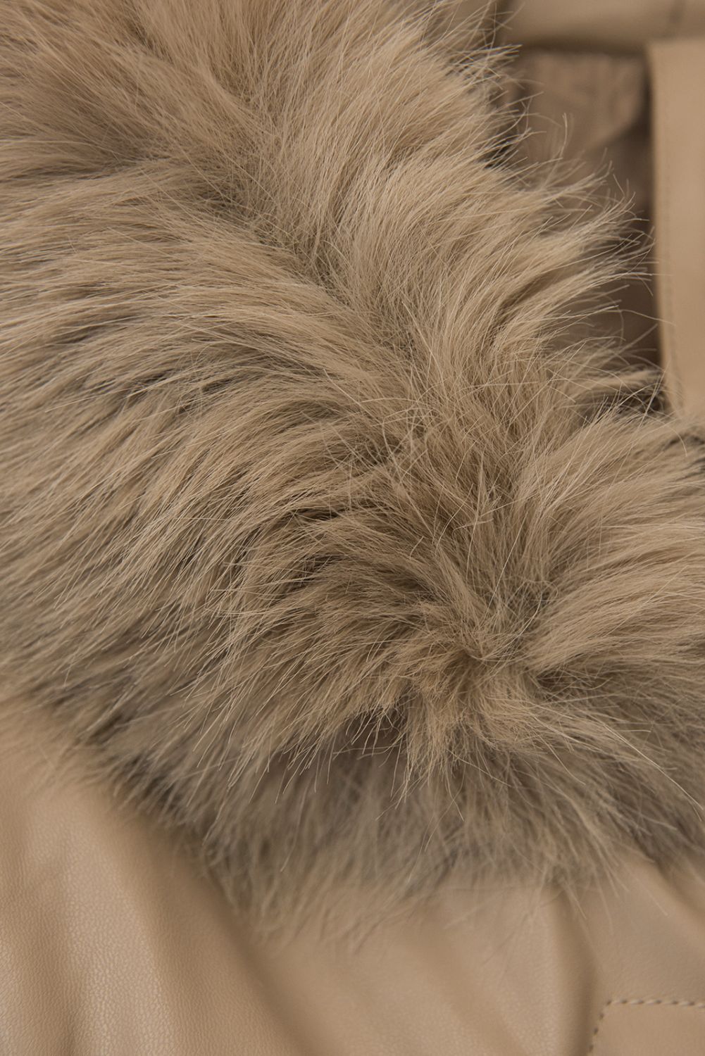 Zimní koženkový kabát s umělou kožešinou, béžový