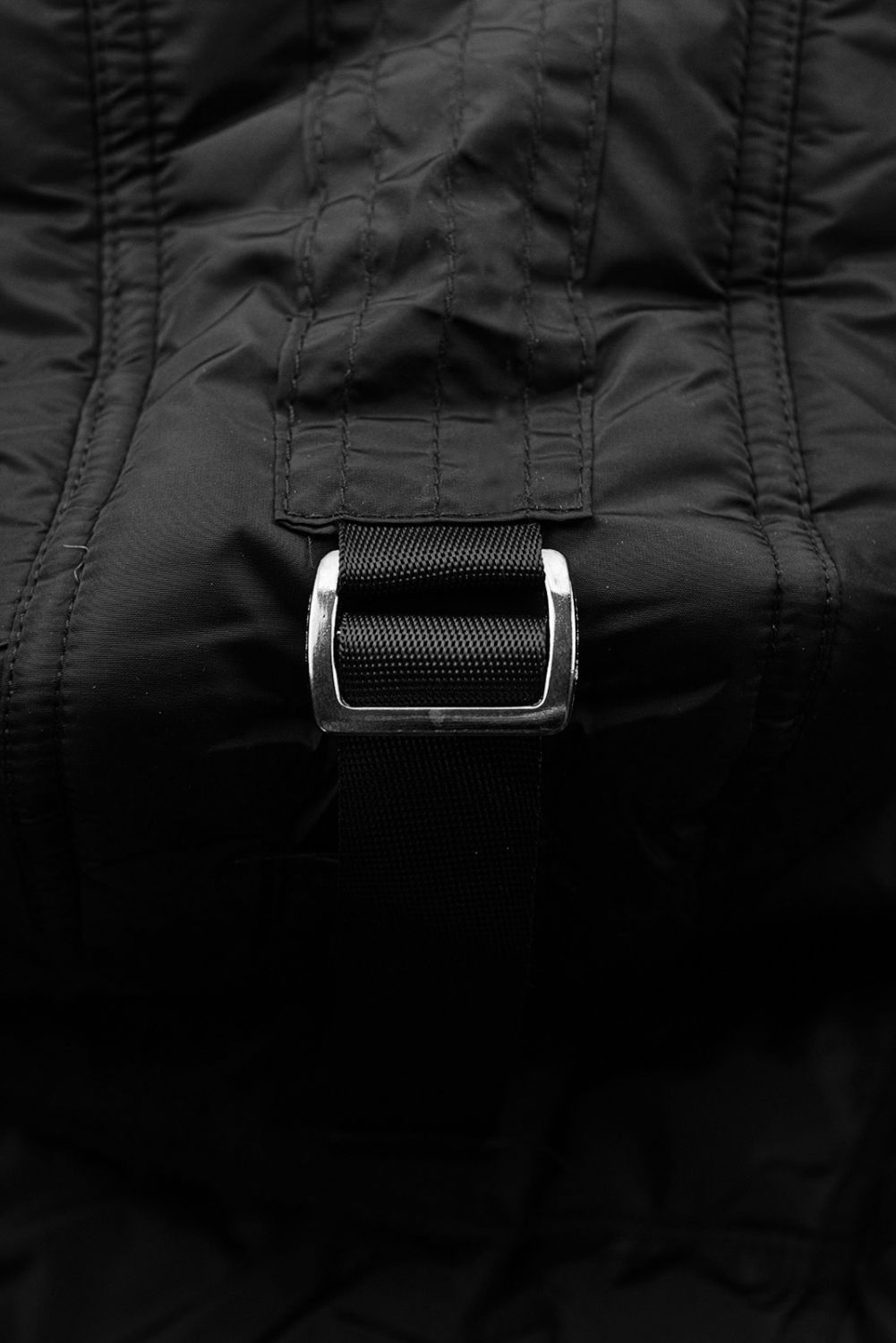 Černá zimní bunda s plyšem a kožešinou