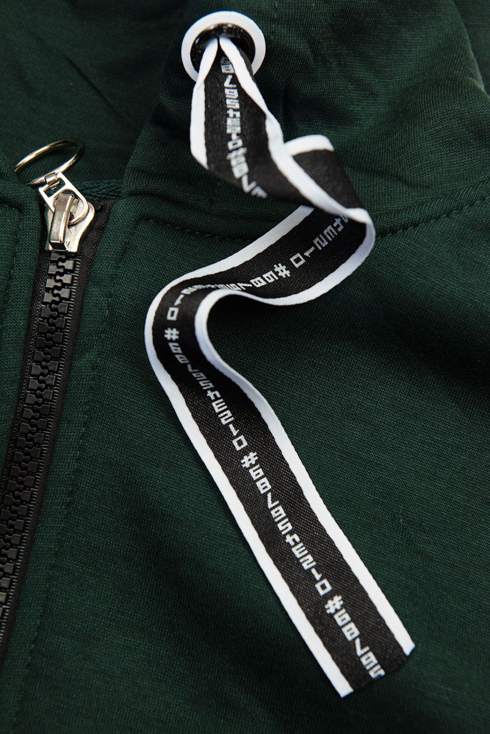 Smaragdově zelená sportovní mikina v prodlouženém střihu